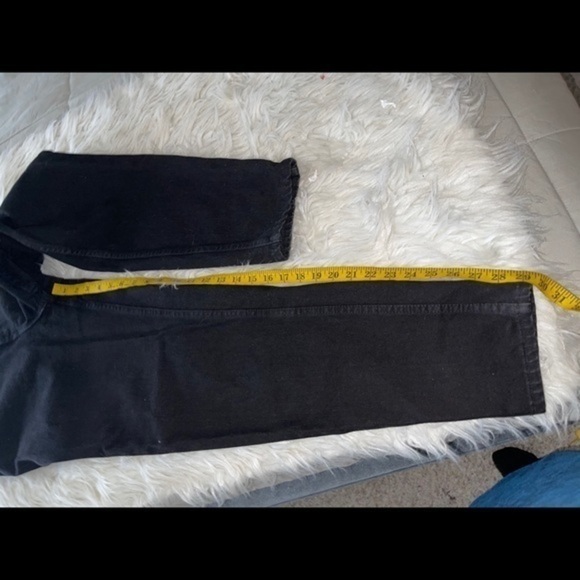 Vintage Levi’s 551 jeans - Picture 6 of 9